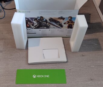 Predám XboxoneS+Xbox Elite series 2 controller+prislušenstvo - 6