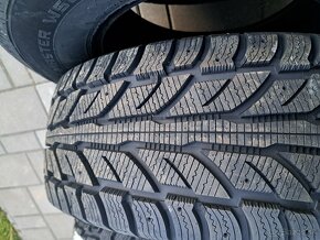 255/70 R16 Cooper Weather-Master WSC - 6