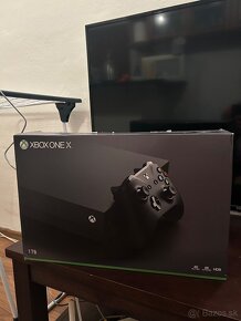 Xbox one X 1TB - 6