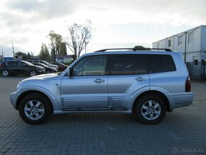 Mitsubishi Pajero Wagon - 6