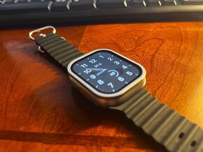 Apple Watch Ultra 2 49 mm - 6