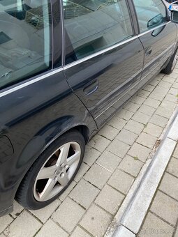 Audi a6 2.5 TDI - 6