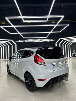 Ford Fiesta ST - 6