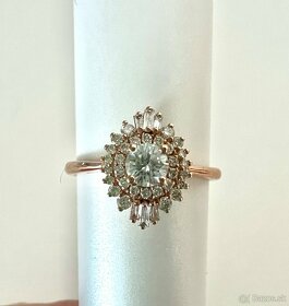 Zlatý prsteň s moissanitom a diamantmi - 6