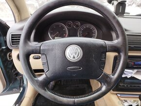 VW Passat 1.9 tdi 74kW - 6