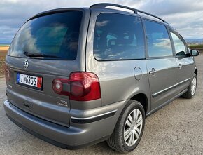 Volkswagen Sharan 1.9 TDI,4x4,85kW,2010,165000km,serviska - 6