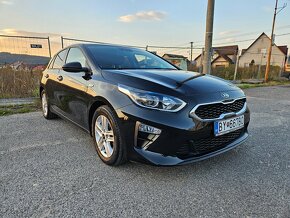 Predám KIA Cee’d 1.0 T-GDi 100k Silver + Silver pack - 6