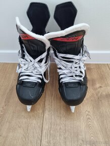 Korčule ccm jetspeed ft670 eur 43 - 8 D - 6