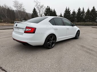 Octavia RS sedan tdi 4X4 - 6