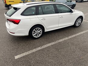 Škoda octavia IV combi 1.4TSI Plug in hybrid - 6