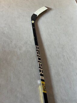 Predám hokejku Bauer Supreme 2S PRO SR - 6