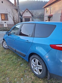 Renault Grand Scenic III 1,5 dci, r.v. 2012, 7 miestne - 6