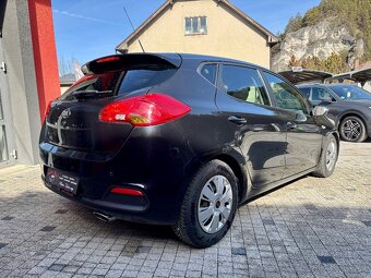 Kia Ceed 1,6 CRDi GOLD - 6