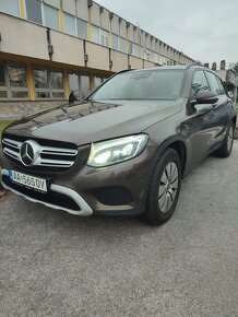 Mercedes GLC - 6