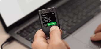 Trezor Model T - 6