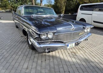 Chrysler Imperial Le Baron benzín 257 kw - 6