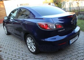 • MAZDA 3 1.6i, 77 kW, benzín, 5-st. manuál, r.v. 2012 • - 6