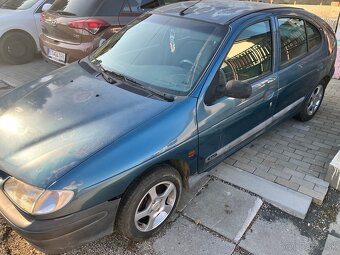 Renault Megane 1.4 - 6