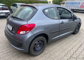 Peugeot 207 1.4i 70KW,COMFORT, 54.000km,CZ benzín manuál - 6