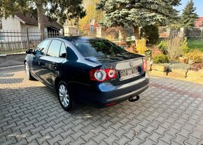 Volkswagen Jetta 1,4 TSi Pravid.servis, 1 Majit benzín - 6