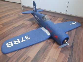 Rc model lietadla f4u corsair - 6