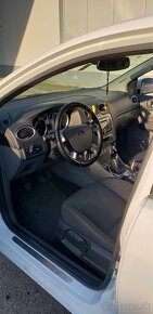 Ford Focus 1.6 - 6