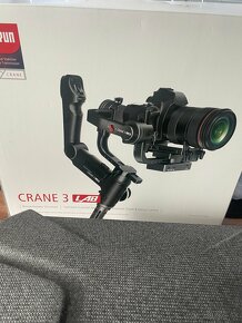 Panasonic LUMIX GH5 + Lumix G Vario 12-60 + zhiyun crane 3 - 6