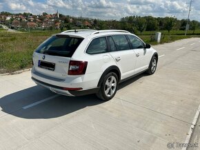 Škoda Octavia Combi 2.0 TDI DSG Scout 4x4Škoda Octavia Combi - 6