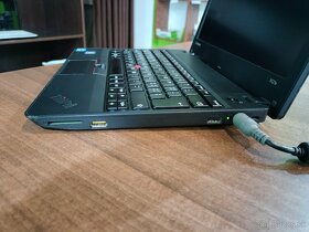 notebook Lenovo X121e - 6