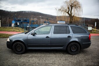 Škoda Octavia Combi 1.6 Tour II - 6