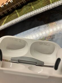 Apple airPods pro - 6