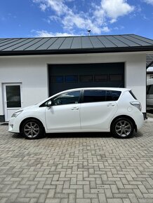 Toyota Verso 2.0 - 6