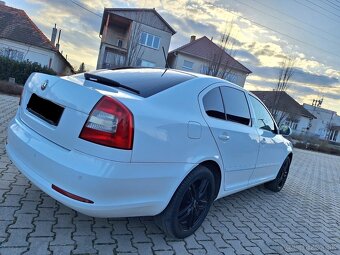 Škoda Octavia 2.0TDI CR Elegance - 6