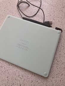 Wacom Intuos M Bluetooth Pistachio - 6