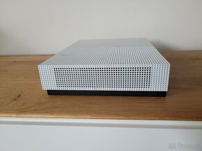 Xbox One S 1 TB - 6