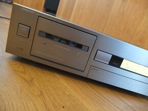 ONKYO K-200R TapeDeck - PIONEER DVR-7000 DVD Recorder--JVC - 6