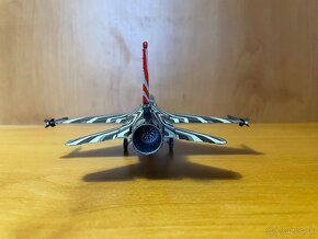 F-16AM Fighting Falcon - model letadla 1:72 - 6