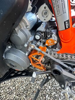 Ktm 890 adventure R - 6