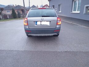 Škoda Octavia 2.0 TDI Scout 4X4 - 6