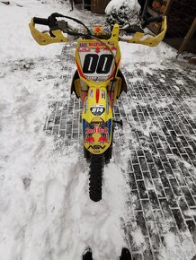 Suzuki rmz 250 - 6