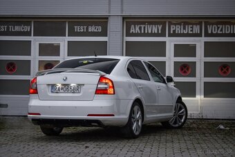 Škoda Octavia 2.0 TFSI RS - 6