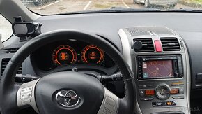 Predám Toyota Auris 97kw Manuál 1.6 l VALVEMATIC - 6