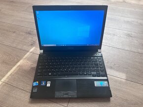 Toshiba Portege R700 - 6