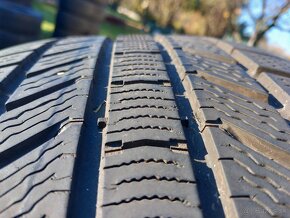 245/45 r18 zimne pneumatiky - 6