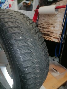 Goodyear Zimná 205 55 16 - 6