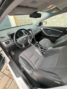 Hyundai i30 1.6 GDI DOHC Style - 6