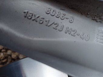 hlinikové disky-orig-Nissan Qashqai--61/2Jx18-ET-40--5x114,3 - 6