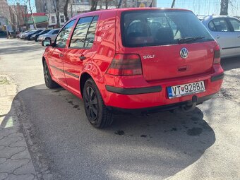 Predám Volkswagen golf 4 1.6 benzín - 6