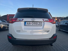 Toyota RAV4 2.2 l D-4D Premium AKONTACIA OD 0% - 6