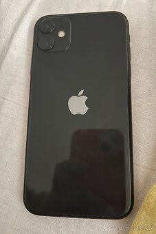 Predám iPhone 11 128GB - 6